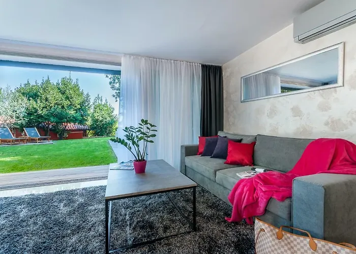 Royal Villa *